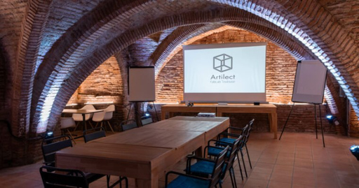 Salle de Réunion Journée (8h) — Cave Médiévale